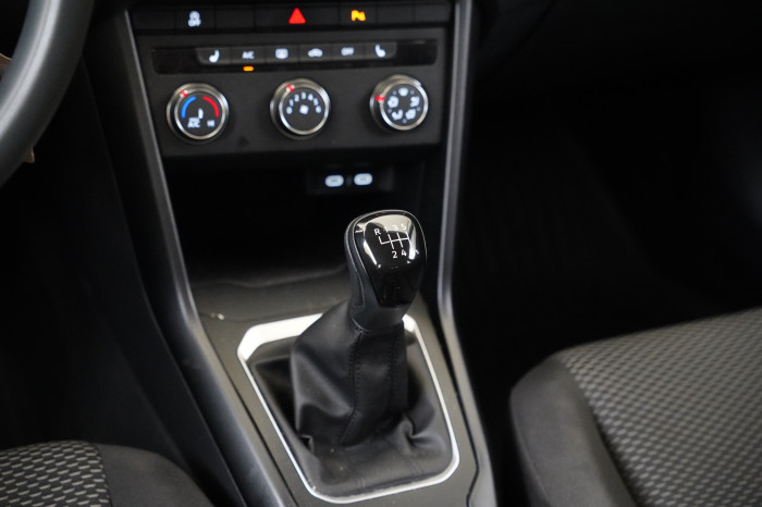 Volkswagen T-Roc 1.0 TSI 85 kW na operativní leasing