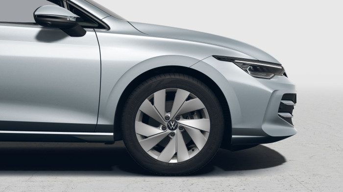 Volkswagen Golf Style 1,5 TSI eHybrid 150 kW 6DSG na operativní leasing