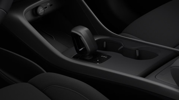 Volvo EX40 SINGLE MOTOR ELETRIC PLUS na operativní leasing