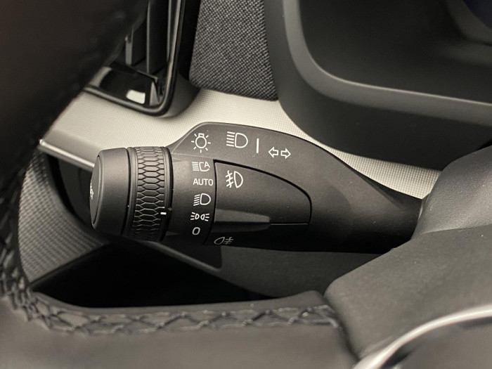 Volvo XC90 B5 AWD AUT BLACK EDITION PLUS na operativní leasing