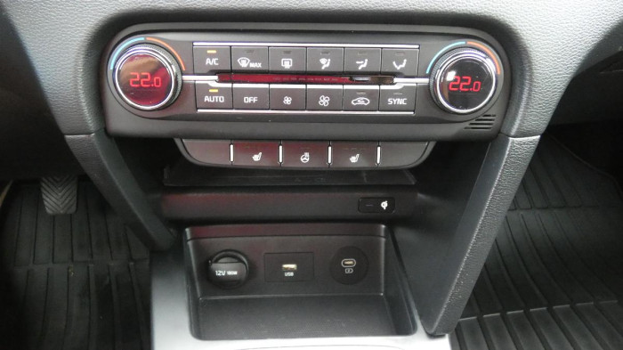 Kia Ceed SW 1.5 T-GDI SPIN na operativní leasing