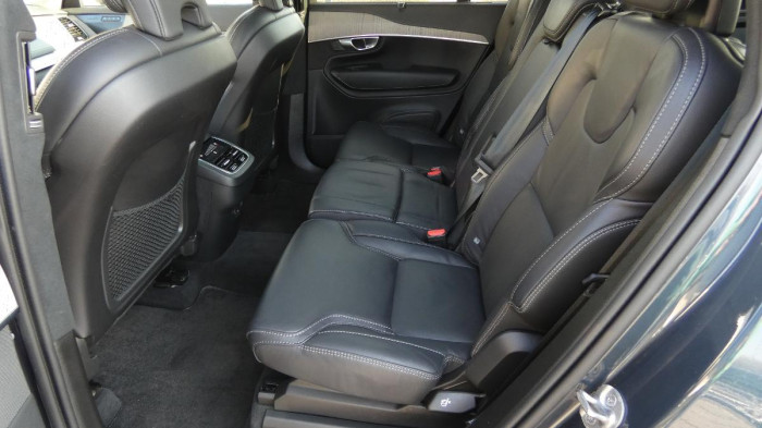 Volvo XC90 B5 AWD Ultimate Bright 7 míst na operativní leasing