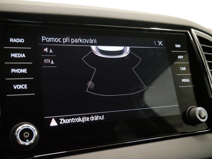 Škoda Karoq 2.0 TDI 85 kW DSG  Ambition na operativní leasing