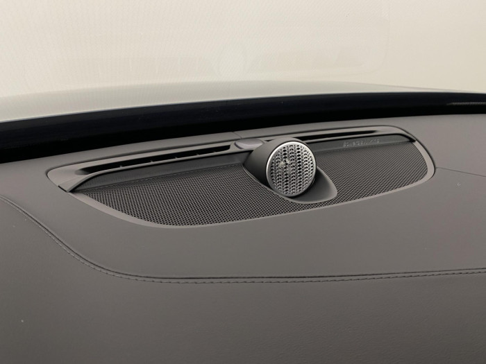 Volvo XC90 T8 AWD Plug-in BRIGHT PLUS 7m na operativní leasing