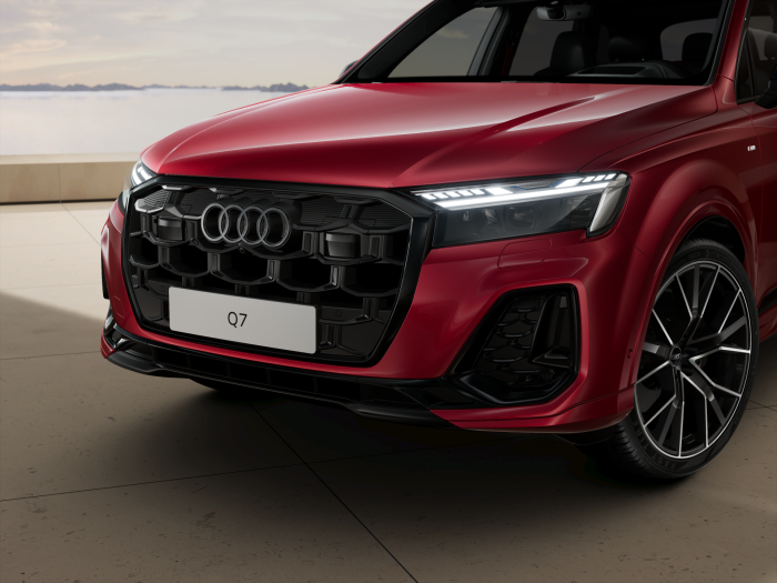 Audi Q7 SUV S line TDI 210kW quattro na operativní leasing