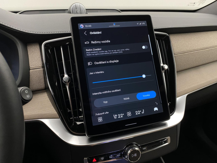 Volvo XC90 B5 AWD AUT BRIGHT PLUS 7míst na operativní leasing