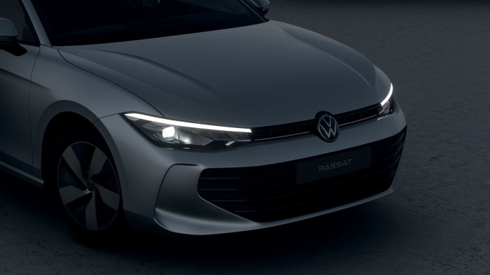 Volkswagen Passat 1,5 eTSI 110 kW mHEV na operativní leasing