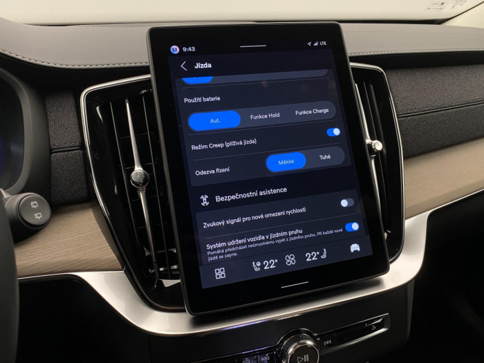Volvo XC90 T8 AWD RECHARGE BRIGHT PLUS 7m na operativní leasing