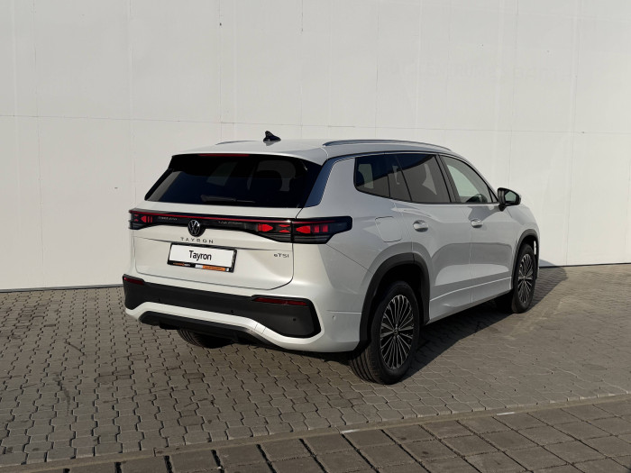 Volkswagen Tayron People 7DSG mHEV 1,5eTSi / 110kW na operativní leasing