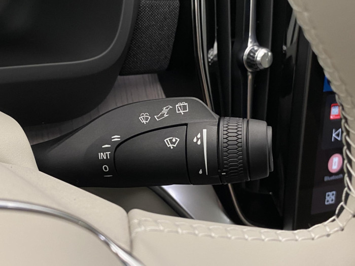 Volvo XC90 T8 AWD Plug-in BRIGHT PLUS 7m na operativní leasing