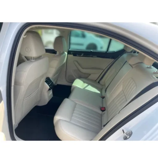 Škoda Superb 1.4PHEV 160 L&K AT na operativní leasing