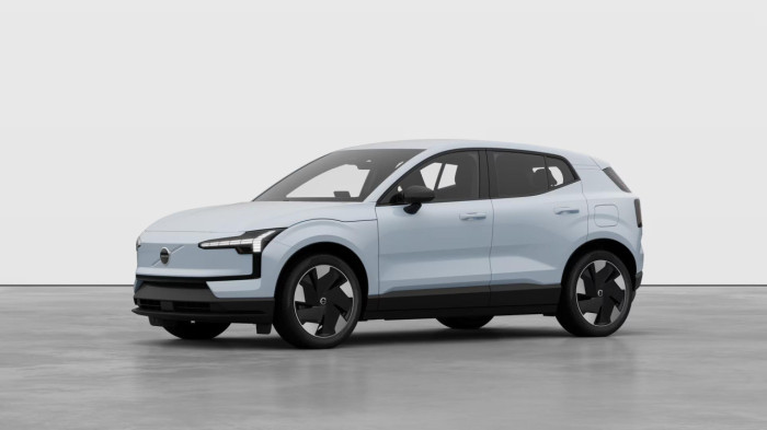 Volvo EX30 PURE ELECTRIC TWIN ENGINE PLUS na operativní leasing