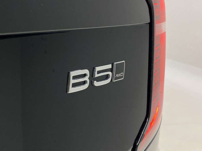 Volvo XC90 B5 AWD AUT BRIGHT PLUS 7míst na operativní leasing