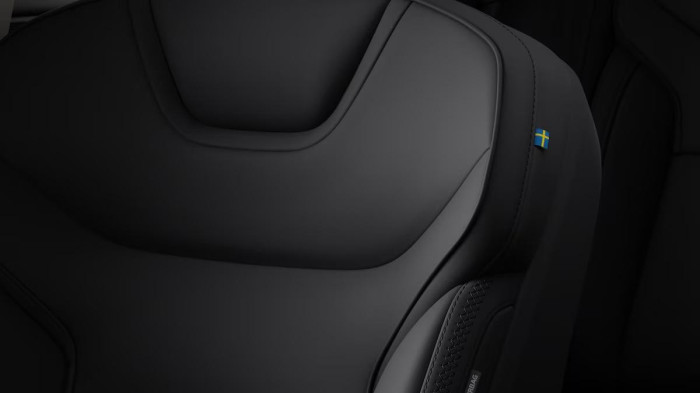 Volvo ES90 PURE ELECTRIC CORE na operativní leasing