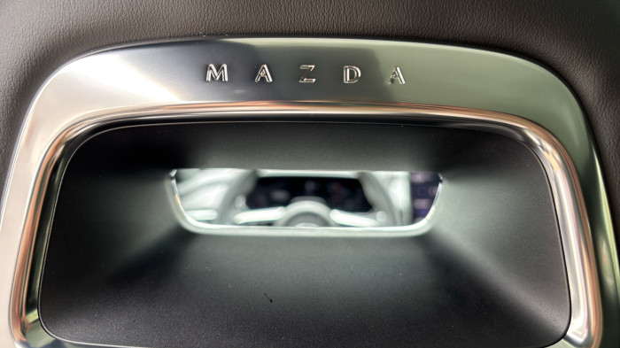 Mazda 6e 68.8 kWh Takumi - Jet Black na operativní leasing