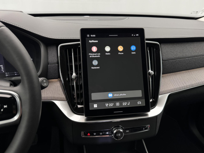 Volvo XC90 T8 AWD Plug-in BRIGHT PLUS 7m na operativní leasing