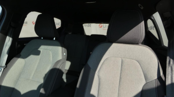 Volvo XC40 B3 Plus Dark DCT na operativní leasing