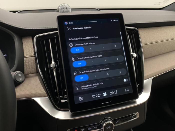 Volvo XC90 T8 AWD Plug-in BRIGHT ULTRA na operativní leasing