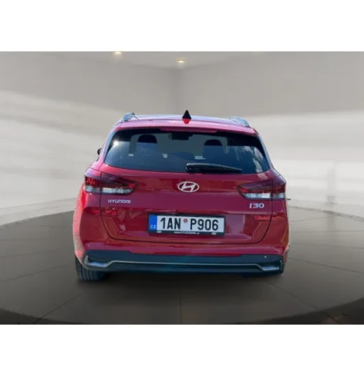 Hyundai i30 1.0 T-GDI GO Czech! kombi na operativní leasing