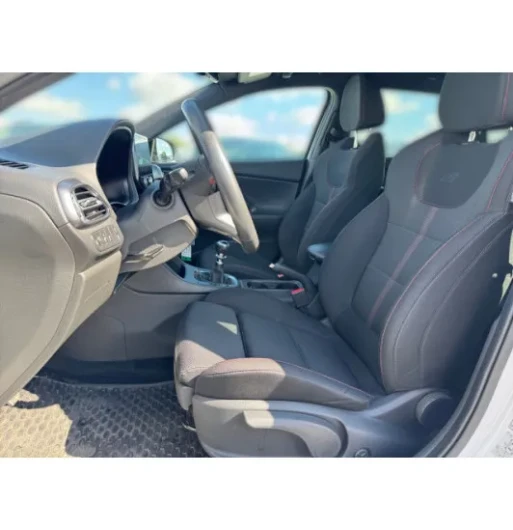 Hyundai i30 kom.1.5T-GDI N Line 5d na operativní leasing