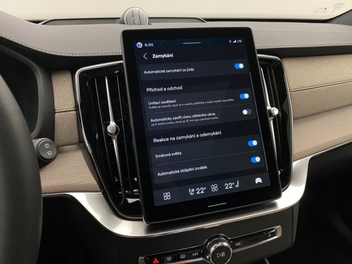 Volvo XC90 T8 AWD Plug-in BRIGHT ULTRA na operativní leasing