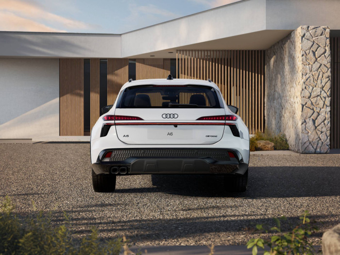Audi A6 Allroad e-hybrid quattro 270kW na operativní leasing