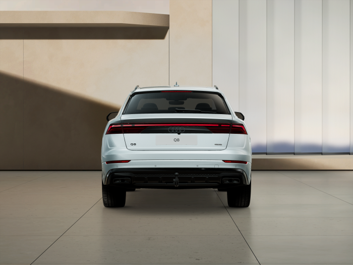 Audi Q8 SUV TDI quattro 210 kW na operativní leasing