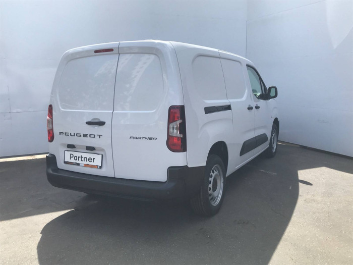 Peugeot Partner Furgon L2 1000 1,5 BlueHDi S&S MAN6 / 75kW na operativní leasing