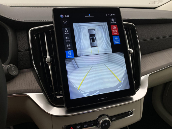 Volvo XC90 B5 AWD AUT BRIGHT PLUS 7míst na operativní leasing