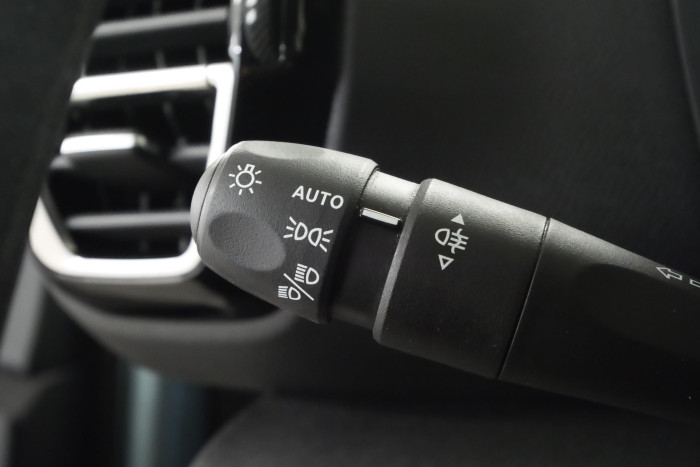 Citroën C4 1.2 PureTech 75 kW Live Pack na operativní leasing