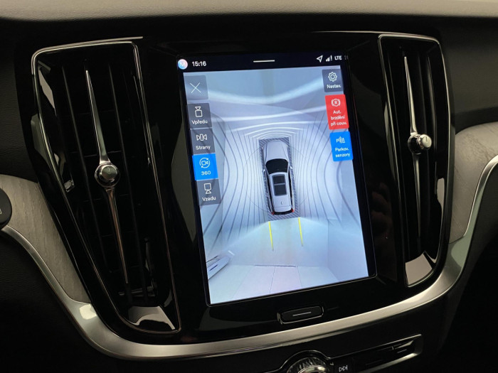 Volvo V60 B4 AUT BRIGHT PLUS na operativní leasing