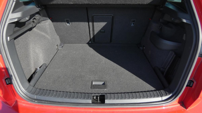 Škoda Karoq 1,5 TSI Sportline Exclusive DS na operativní leasing