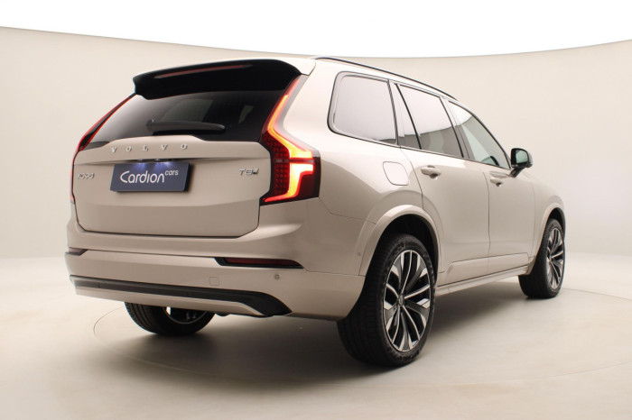 Volvo XC90 T8 AWD Plug-in DARK PLUS 7m na operativní leasing