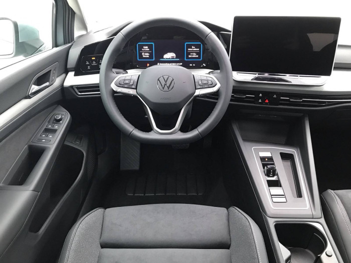 Volkswagen Golf Variant People 7DSG 1,5eTSI / 110kW na operativní leasing