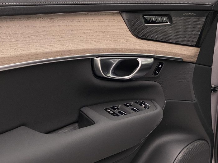 Volvo XC90 B5 AWD AUT BRIGHT PLUS 7míst na operativní leasing