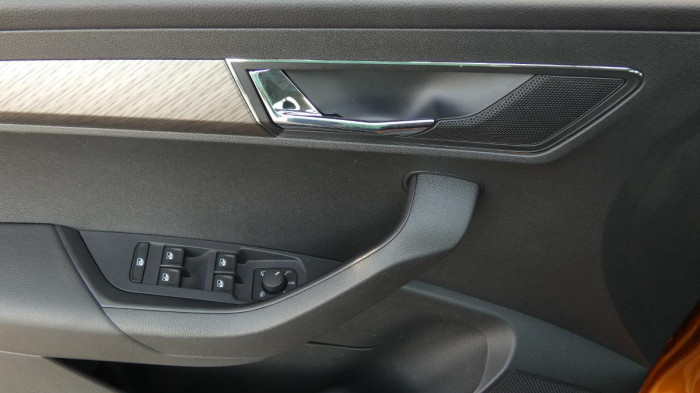 Škoda Karoq 1,5 TSI Style na operativní leasing