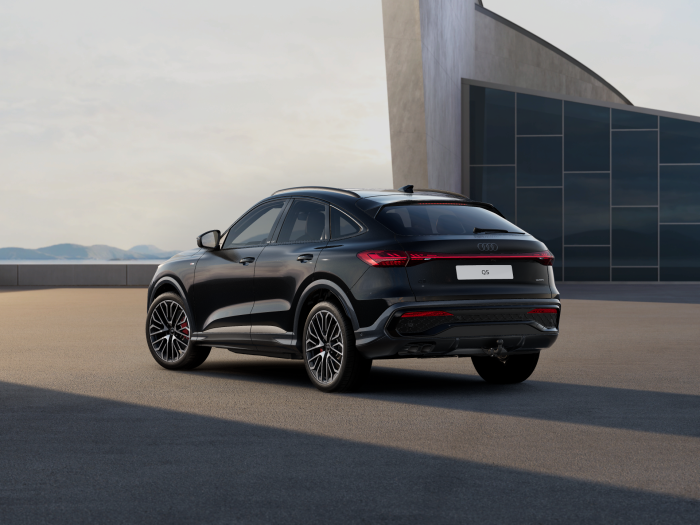 Audi Q5 Sportback TDI 150kW quattro STR na operativní leasing