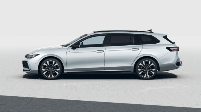 Volkswagen Passat R-Line People 2,0 TDI 110 kW na operativní leasing