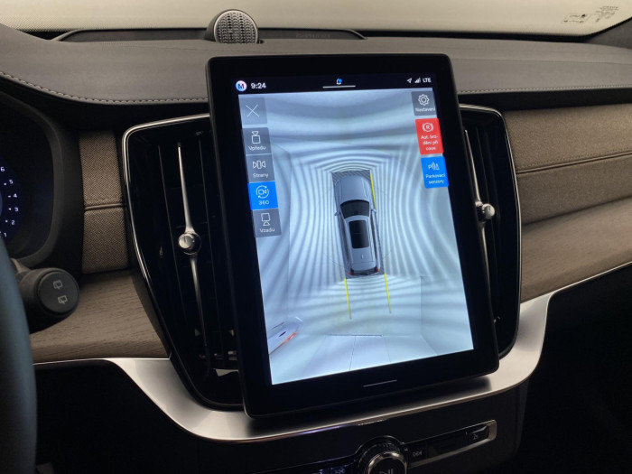 Volvo XC90 B5 AWD AUT BRIGHT PLUS na operativní leasing