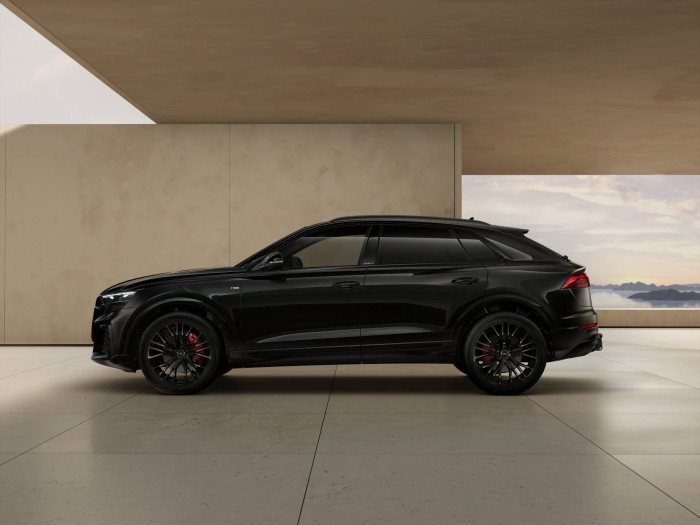 Audi Q8 SUV 50 Quattro 8TT 3,0TDI / 210kW na operativní leasing