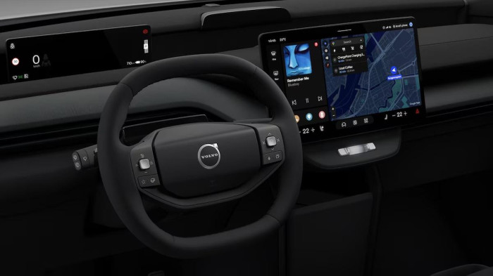 Volvo EX60 PURE ELECTRIC PLUS na operativní leasing