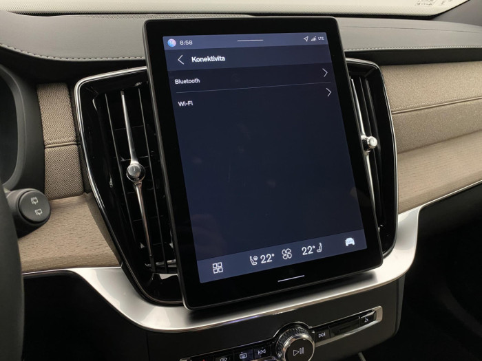 Volvo XC90 T8 AWD RECHARGE BRIGHT PLUS 7m na operativní leasing