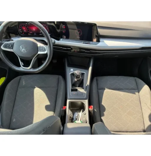 Volkswagen Golf Var.1.5 TSI 96 Life na operativní leasing