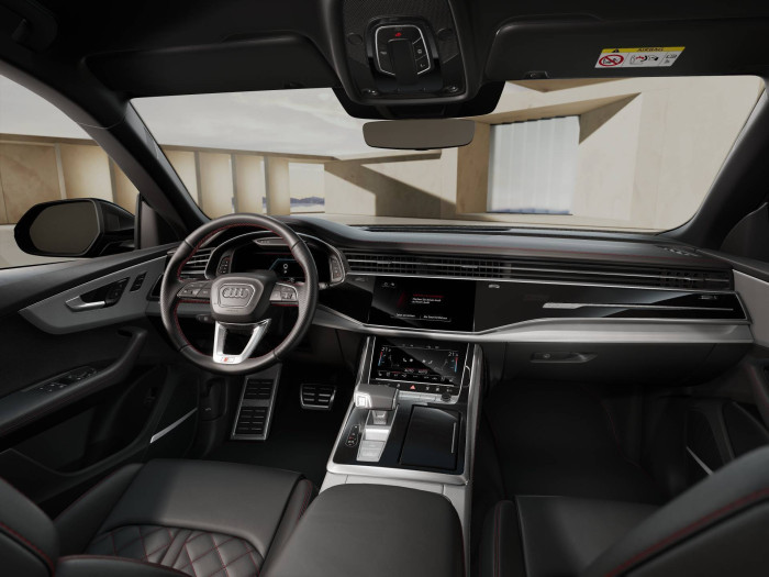 Audi Q8 SUV 50 Quattro 8TT 3,0TDI / 210kW na operativní leasing
