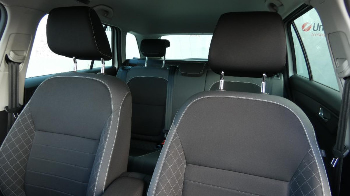 Volvo V60 B5 AWD Momentum Pro na operativní leasing