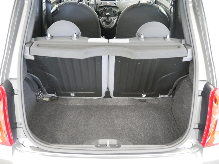 Fiat 500 1.0 Mild-Hybrid 51 kW Lounge na operativní leasing