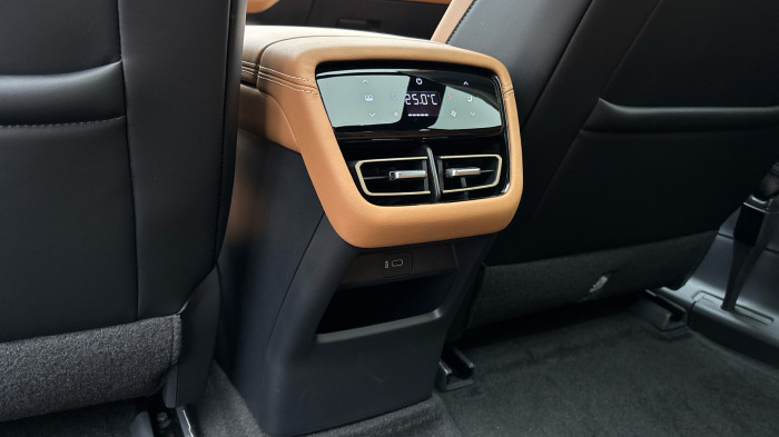 Mazda 6e 68.8 kWh Takumi Plus - Jet Black na operativní leasing