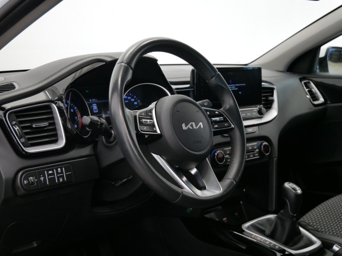 Kia XCeed 1.5 T-GDI 118 kW Exclusive na operativní leasing