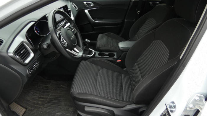 Kia Ceed 1.6 CRDi Comfort SW na operativní leasing