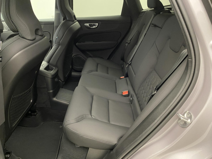 Volvo XC60 T6 AWD AUT BRIGHT PLUS na operativní leasing